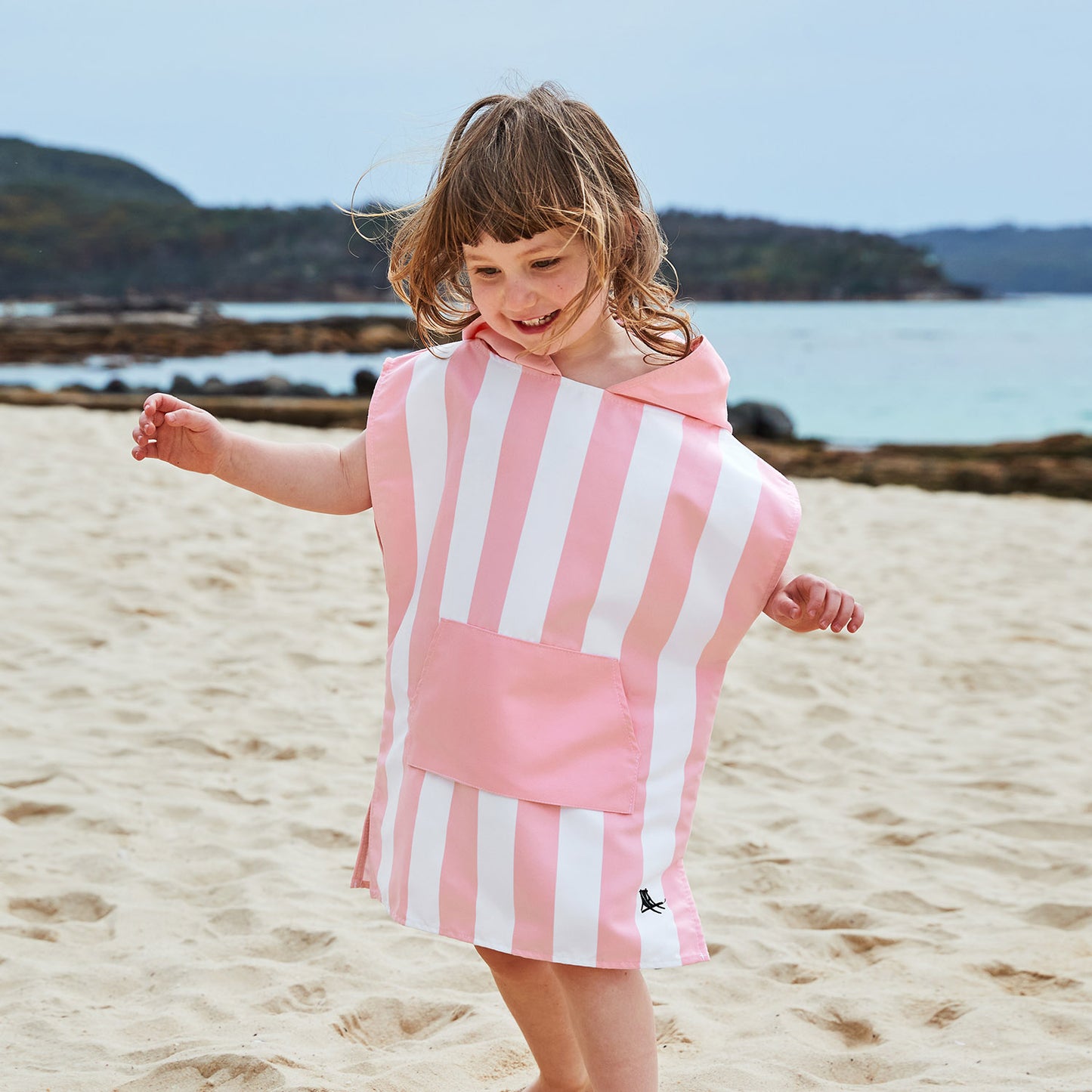 Malibu pink poncho