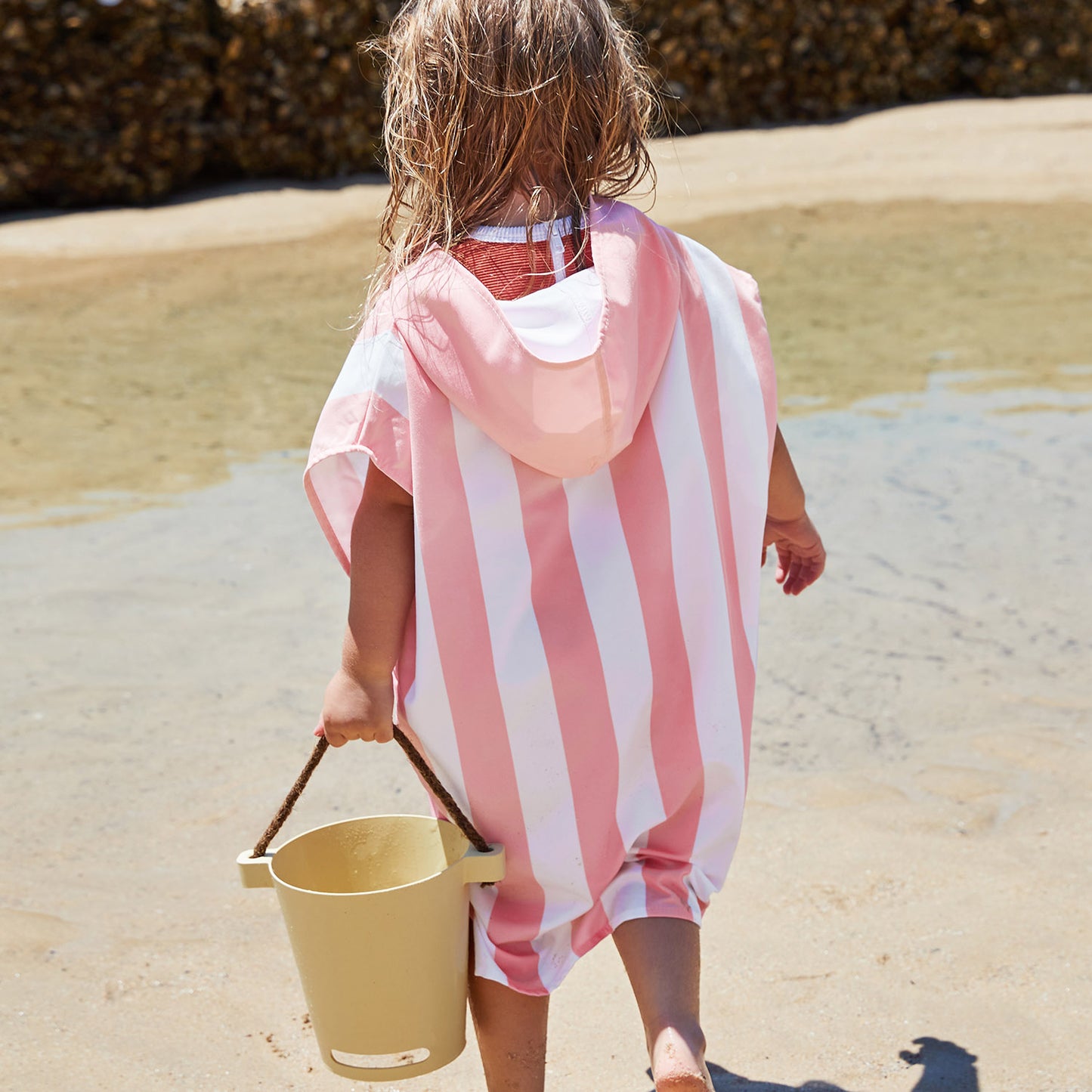 Malibu pink poncho